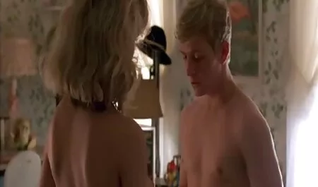 Amy blonde baisée durement vidéo porno de