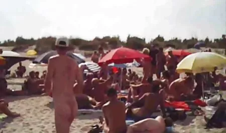Deux tukif com videos nus en public