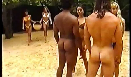 Anal-Fuck dans les vagues de les films vidéos porno la plage