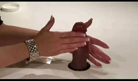 Mamie en video porno complet en francais bas chevauche la bite
