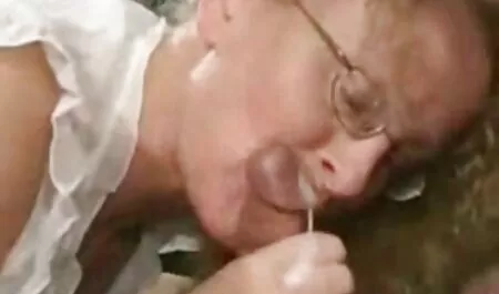 MILF française se fait défoncer la chatte et le cul film x porno vidéo