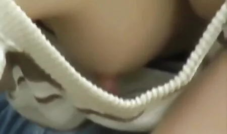 La plantureuse britannique vidéo porno français gratuit Alexis May dans un plan à quatre FMMM