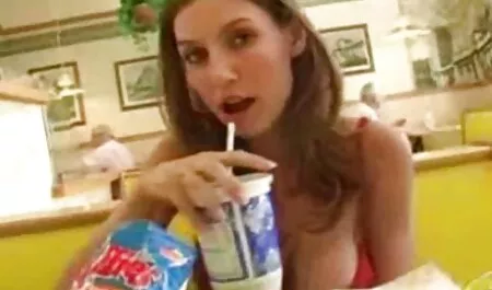 Luvly webcam vidéo du film porno fille