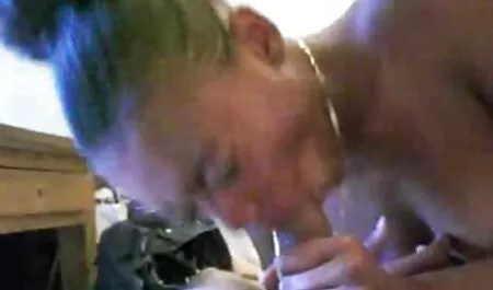 salope baise 2 étrangers pendant que son sex gratuit hd petit ami filme